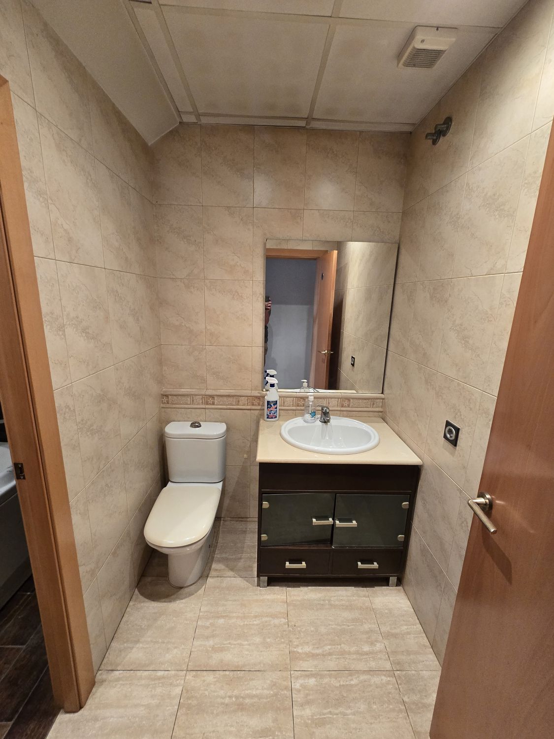Badezimmer von Geschaftsraum miete in Esparreguera