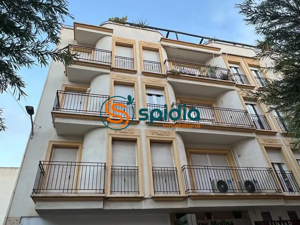 Vista exterior de Piso en venta en Águilas con Aire acondicionado, Calefacción y Terraza