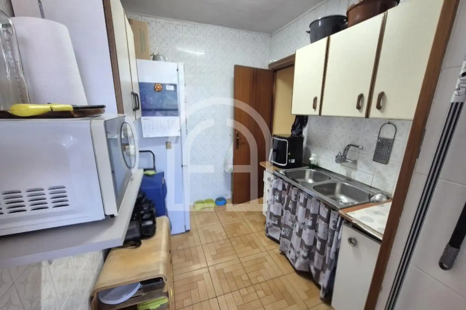 Kitchen of Flat for sale in Cornellà de Llobregat  with Air Conditioner and Balcony