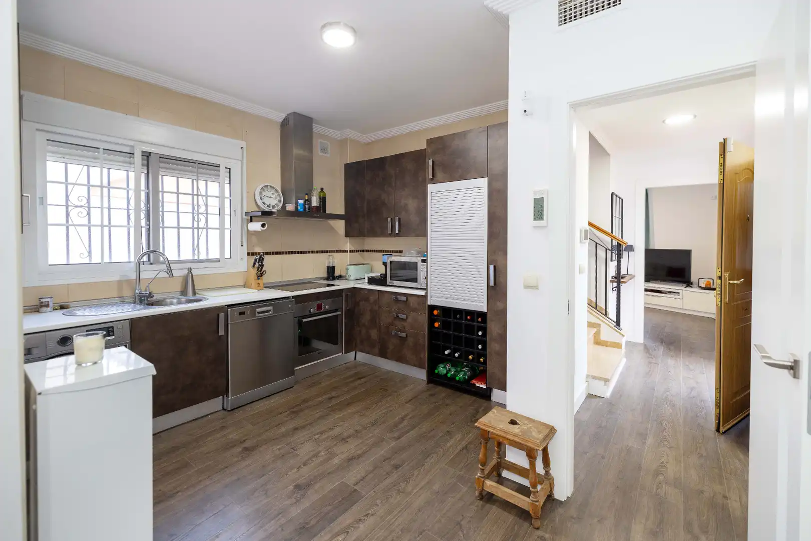 Detached house with pool for sale in Calle Lorenzo Valla, imagen 18