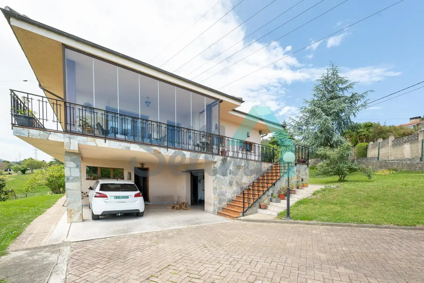 Exterior view of Houses for sale in Gijón   with Heating, Private garden and Terrace