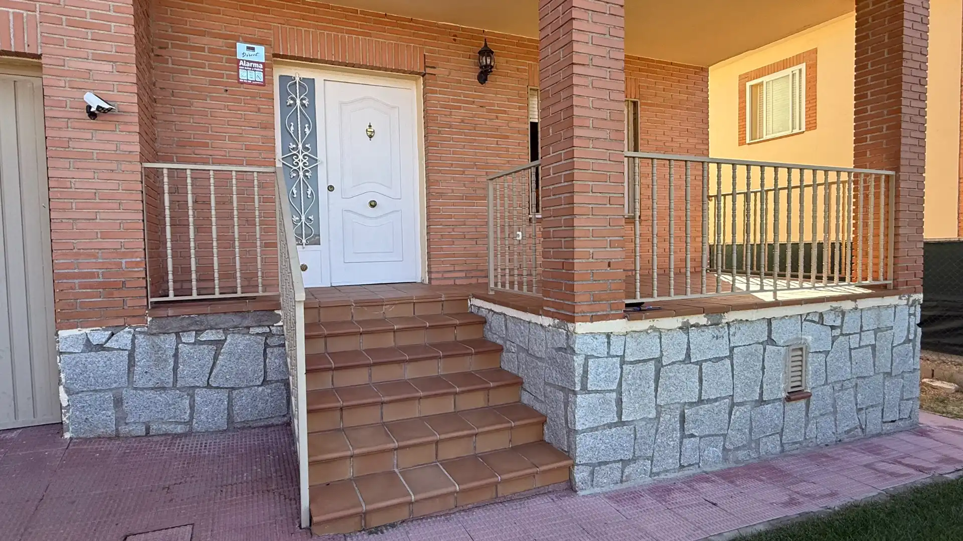 Casa aparellada amb jardí en venda a Plaza Mayor 9, imagen 6