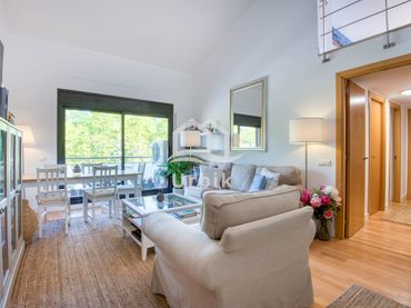 Wohnung mit Balkon zum Verkauf in Avinguda de la Platja 104