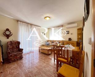 Sala d'estar de Apartament en venda en Miramar amb Aire condicionat, Moblat i Balcó