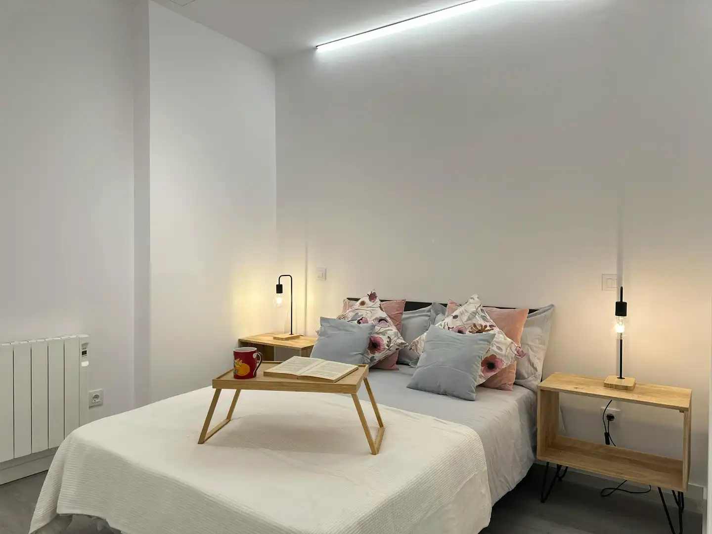 Bedroom of Flat for rent in Madrid  with Heating, Furnished and Washing machine