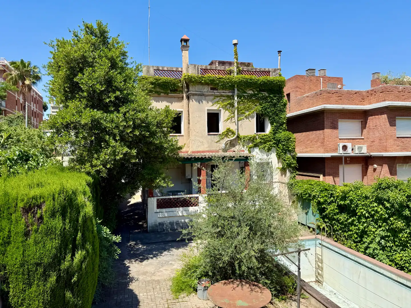 Vista exterior de Casa o chalet en venta en Barcelona con Calefacción, Jardín privado y Terraza