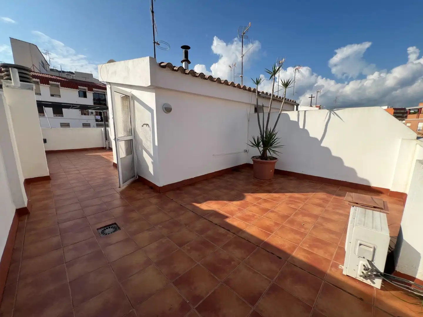 Terrassa de Casa adosada en venda en Sagunto / Sagunt amb Aire condicionat, Calefacció i Terrassa