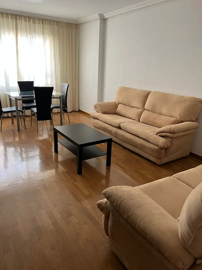 Duplexes for rent in Calle Sancho Panza, El Torreón - Los Ángeles - El Pilar