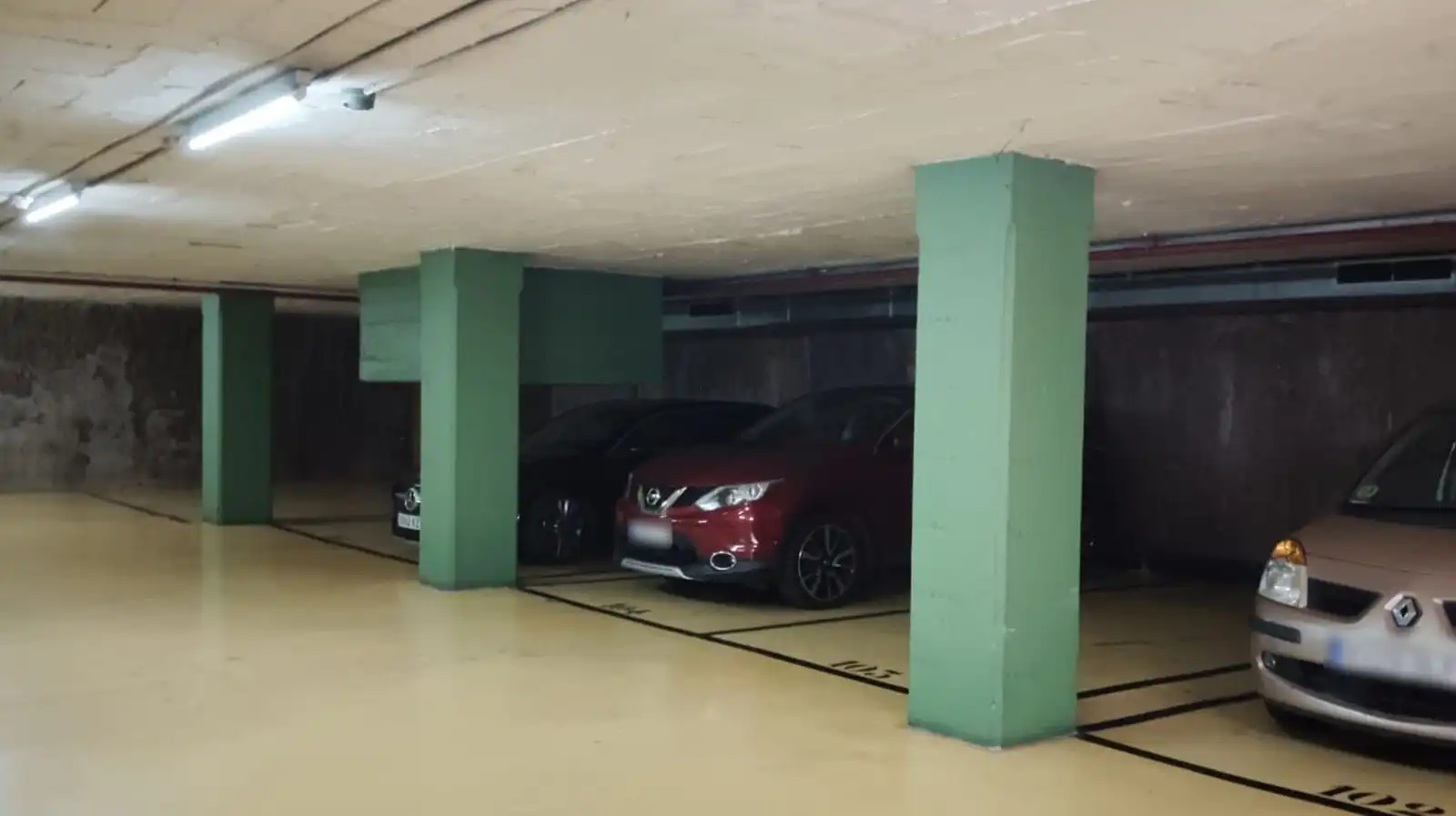 Parkplatz von Garage zur Miete in Barcelona