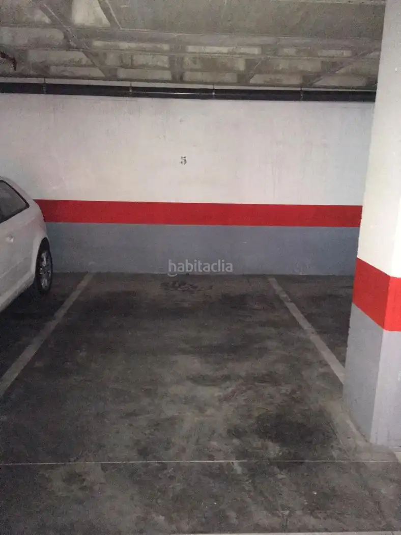 Einzelparkplatz zur Miete in Calle Gonzalo Mengual 7