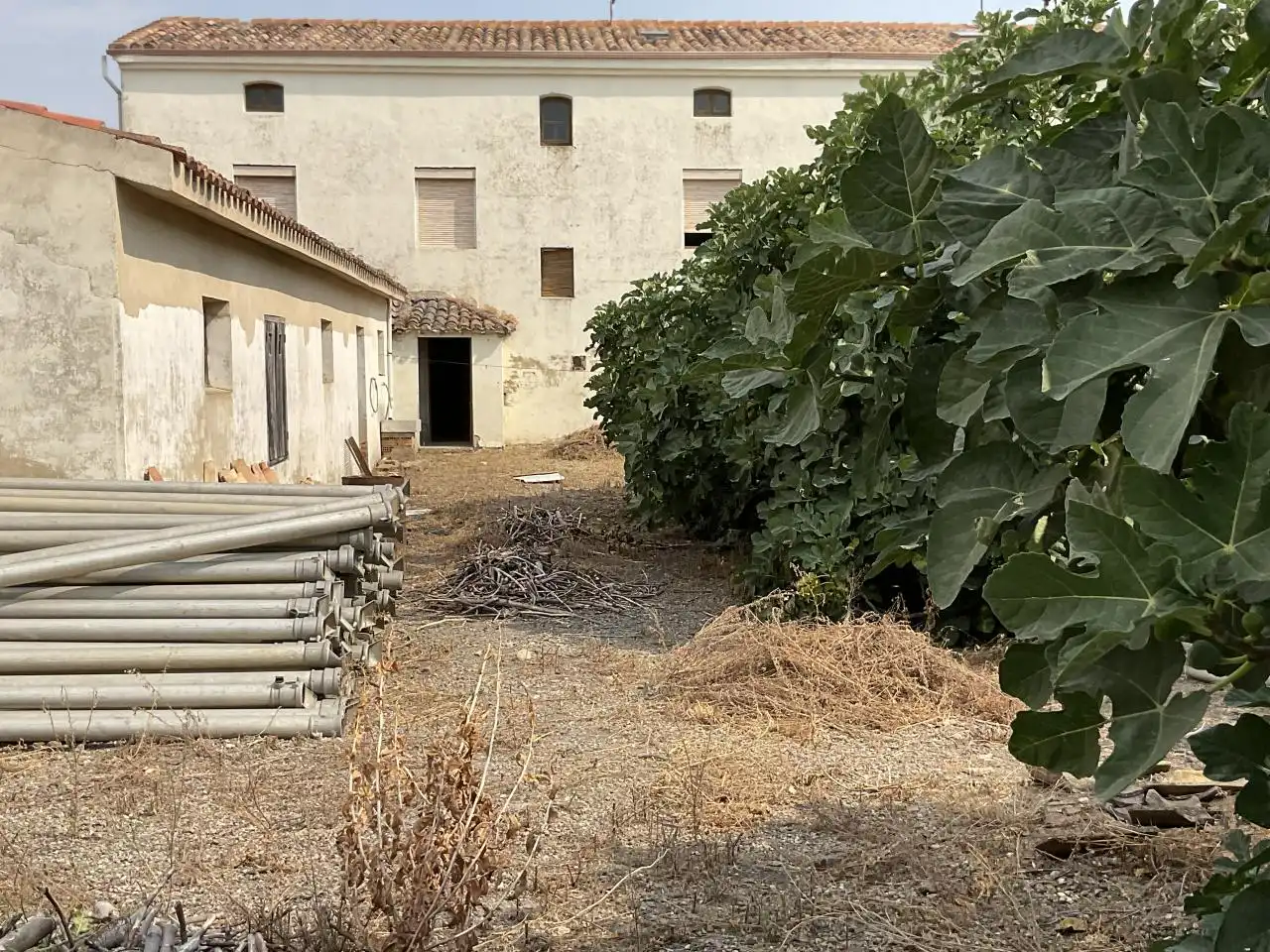 Exterior view of Houses for sale in Castildelgado  with Storage room and Furnished