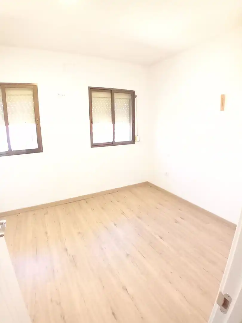 Habitación de Piso de alquiler en Colmenar Viejo con Aire acondicionado, Calefacción y Terraza