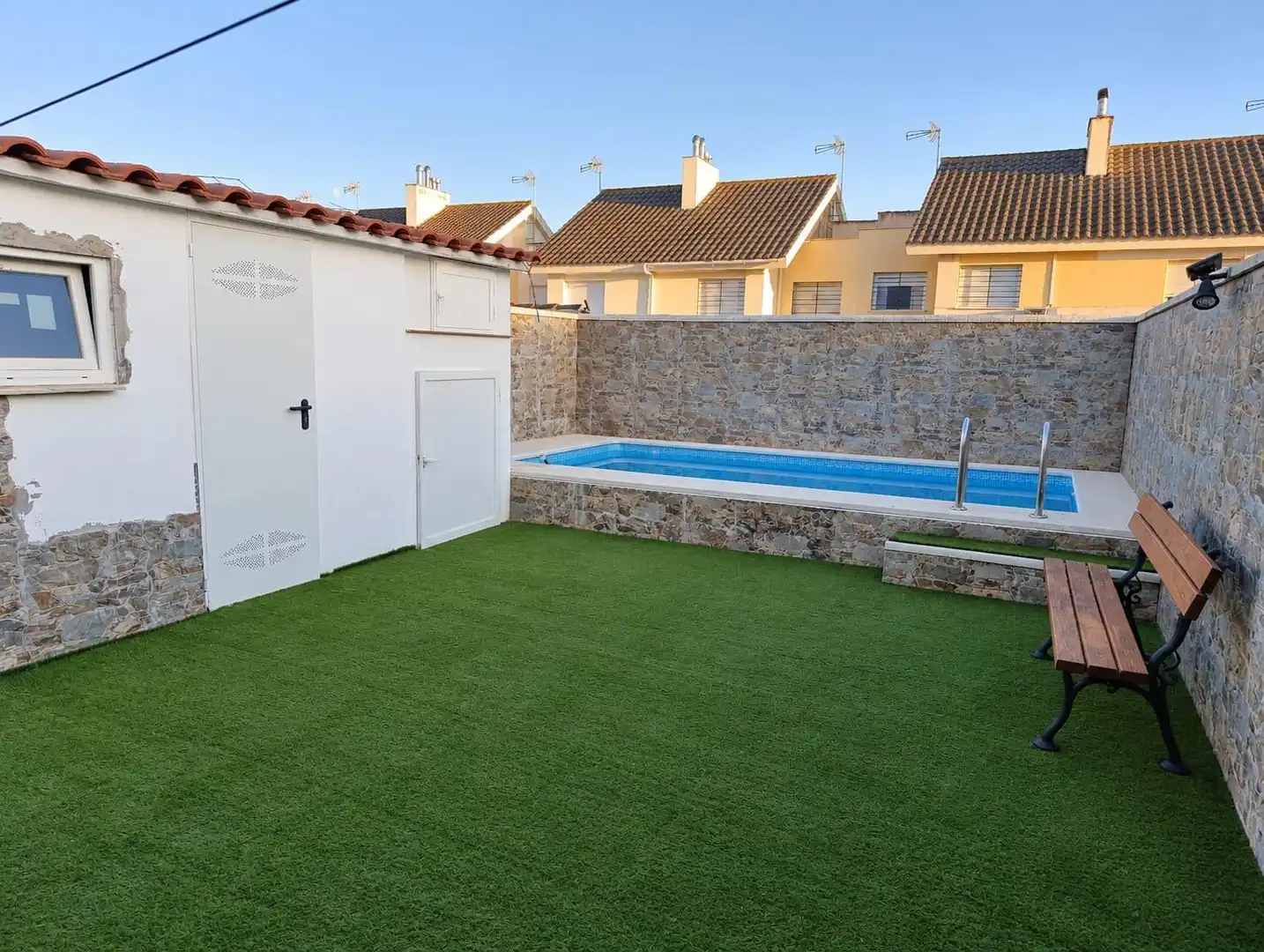 Terraced house with pool for sale in Huévar del Aljarafe, imagen 3