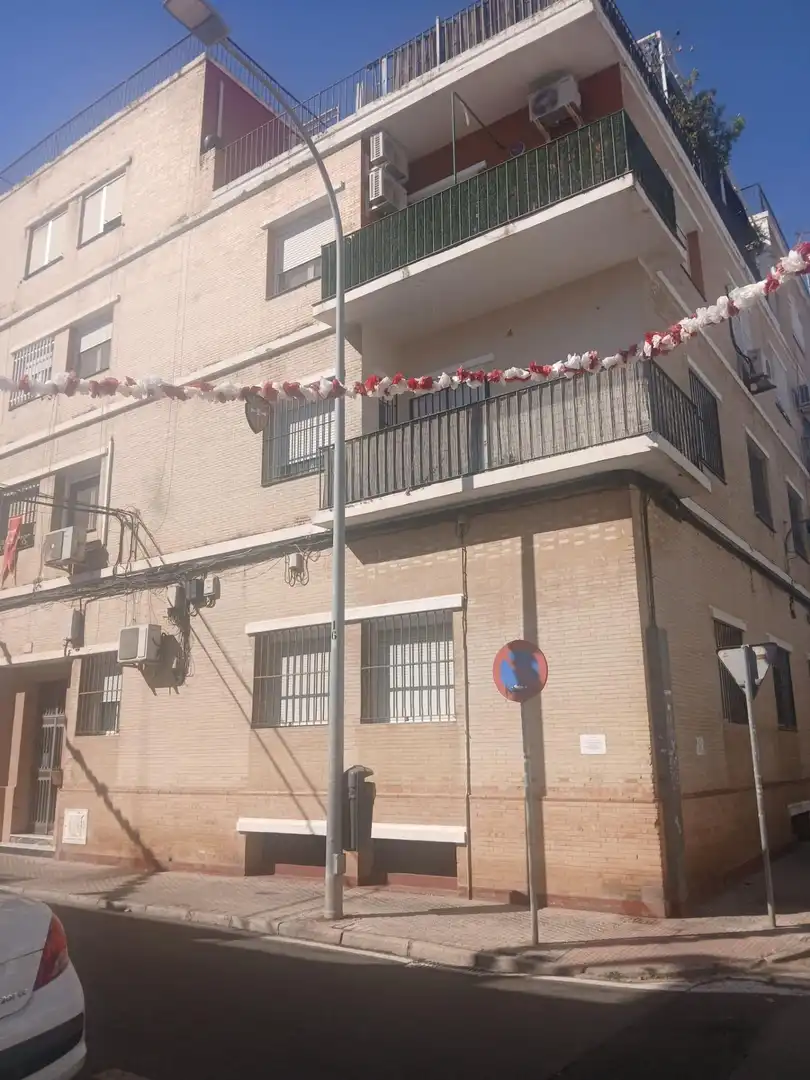 Pis en venda a Calle de Narcíso Monturiol