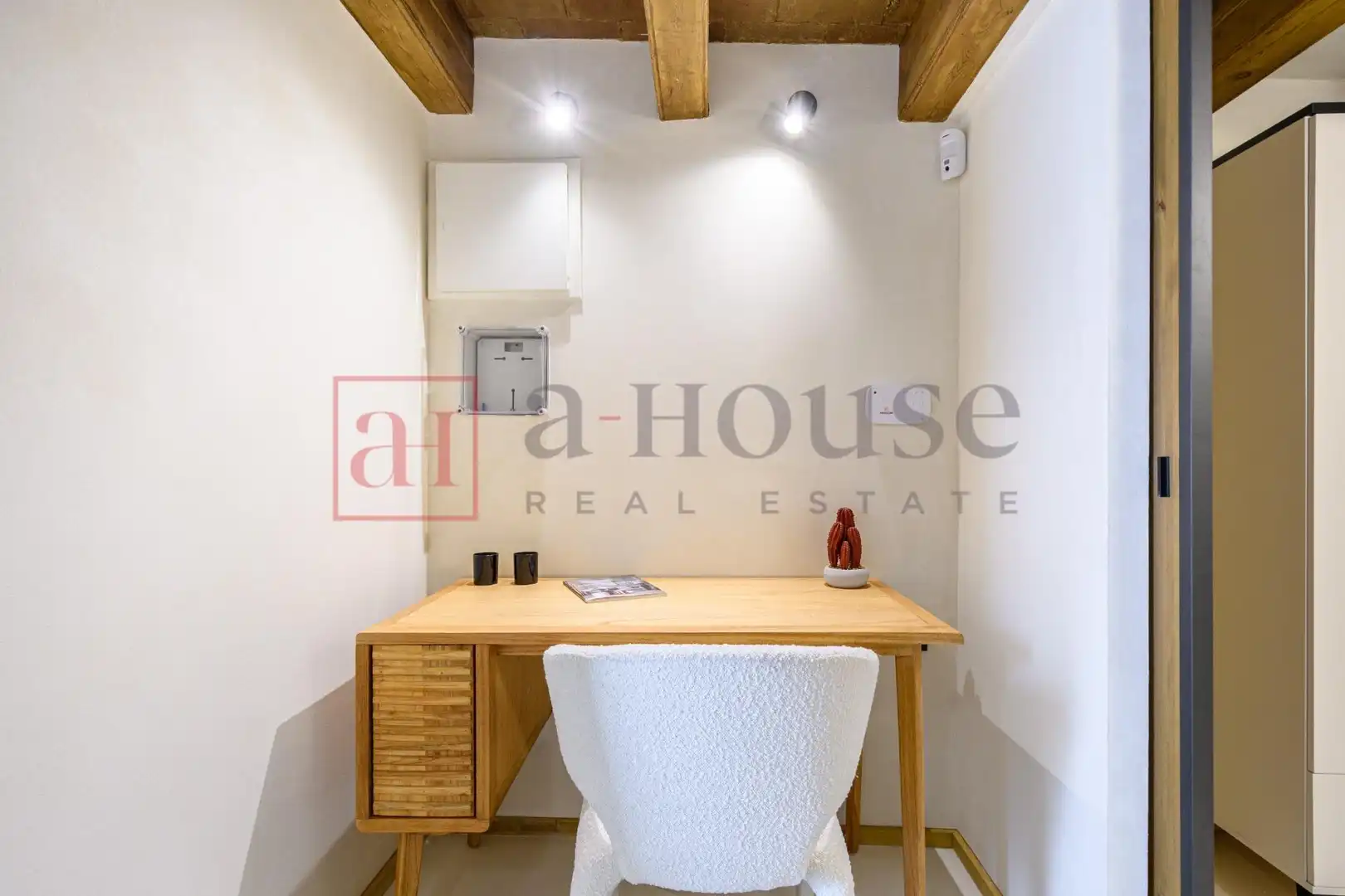 Penthouse with terrace for sale in Carrer Carrer Sèneca, imagen 39