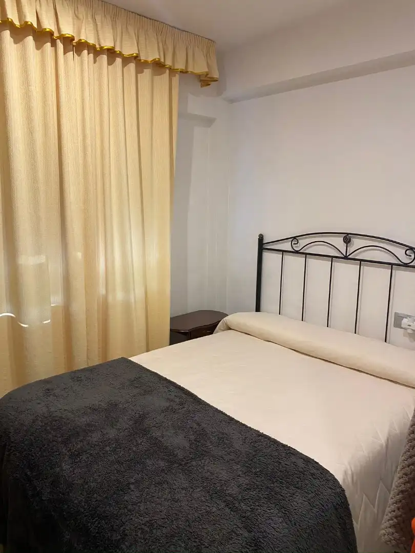 Bedroom of Flat for sale in Villanueva del Arzobispo  with Air Conditioner, Private garden and Furnished
