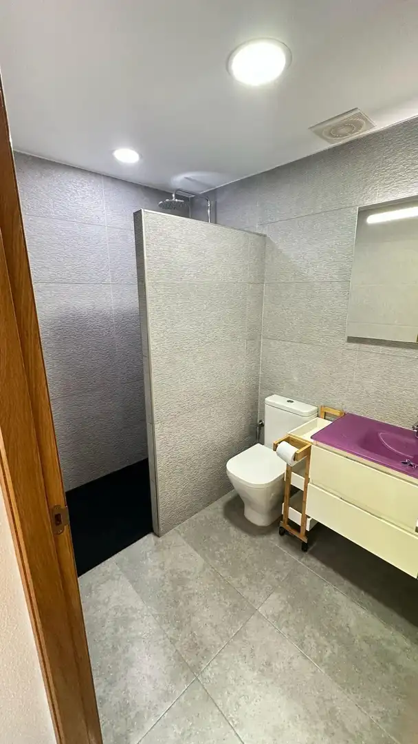 Baño de Piso de alquiler en Murcia con Aire acondicionado y Trastero