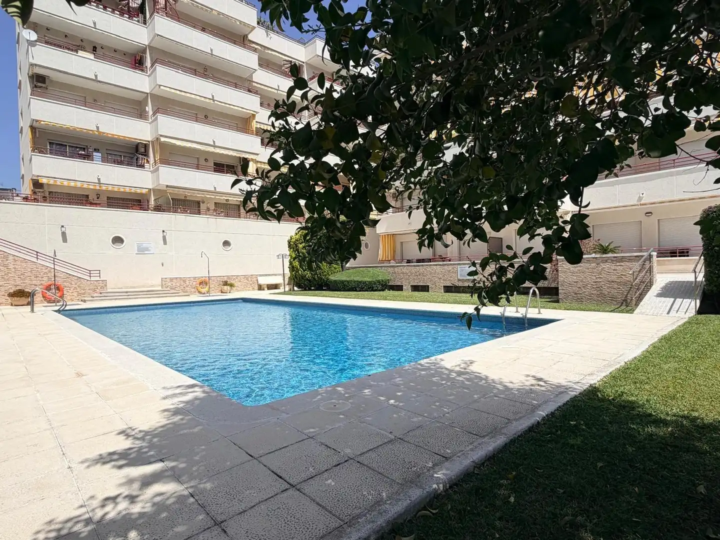 Piscina de Piso en venta en Cunit con Aire acondicionado, Calefacción y Terraza