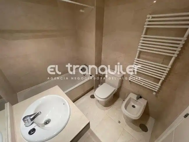 Bathroom of Flat for rent in Collado Villalba  with Storage room, Washing machine and Alarm