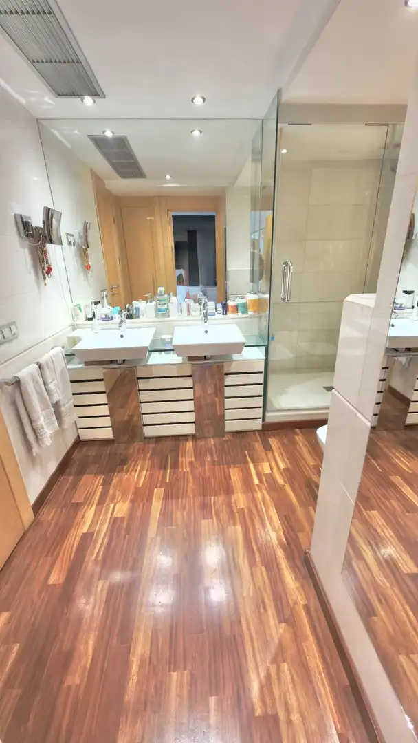 Baño de Piso en venta en Pozuelo de Alarcón con Aire acondicionado, Calefacción y Trastero