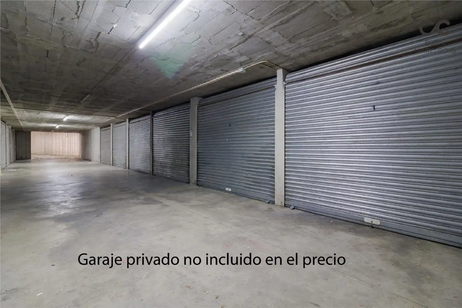 Parkplatz von Wohnung zum Verkauf in La Jonquera mit Klimaanlage, Heizung und Terrasse