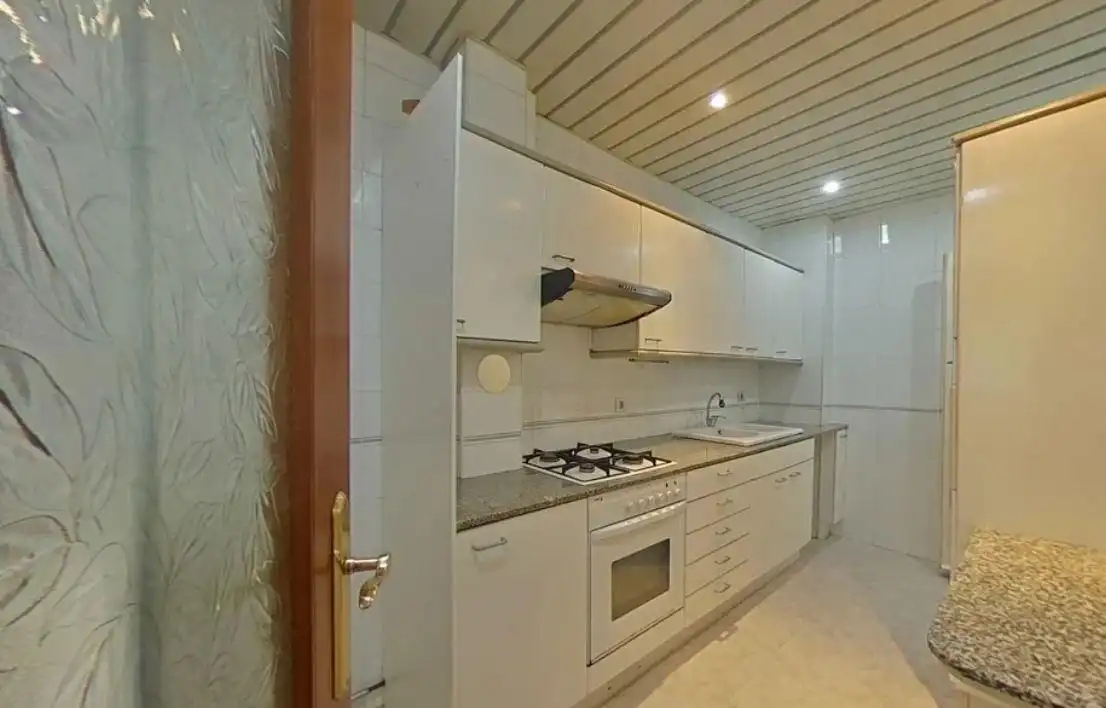 Cocina de Piso en venta en Terrassa con Trastero