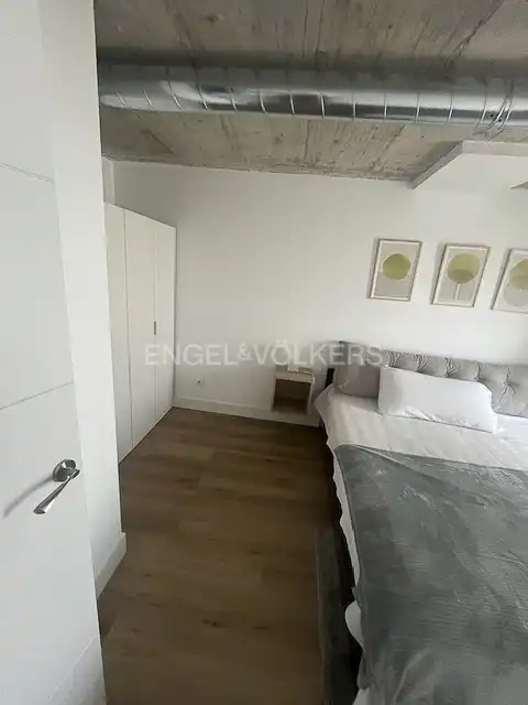 Schlafzimmer von Dachboden zur Miete in Alcobendas mit Klimaanlage, Heizung und Terrasse
