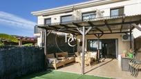 Terrace of House or chalet for sale in Vilanova i la Geltrú  with Air Conditioner, Terrace and Swimming Pool