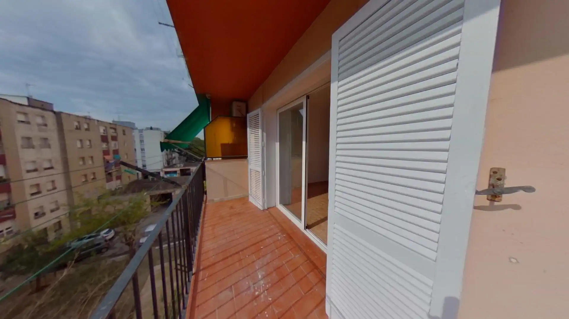 Wohnung mit Aufzug zum Verkauf in Orient