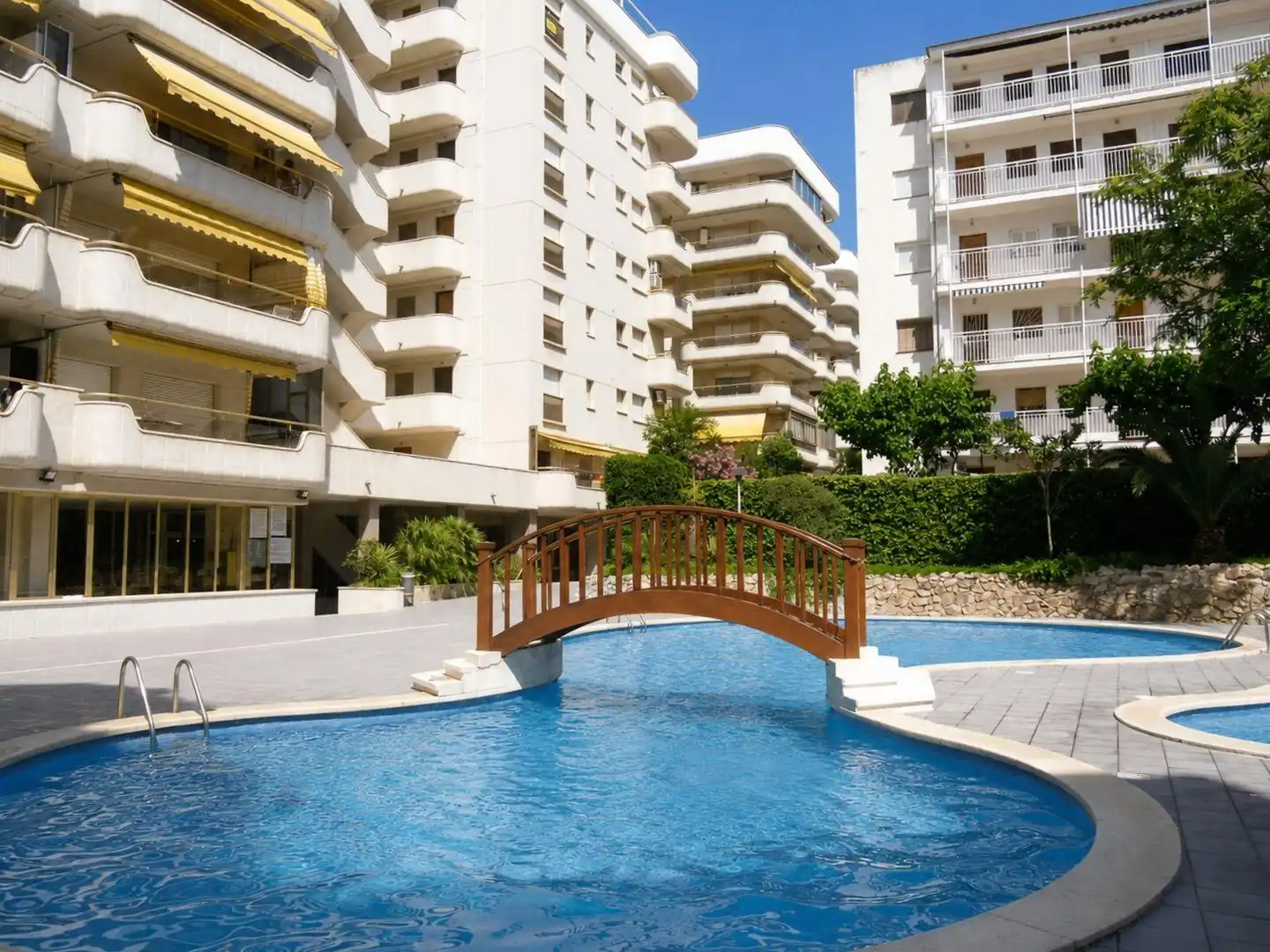 Piscina de Apartament en venda en Salou amb Balcó i Piscina comunitària