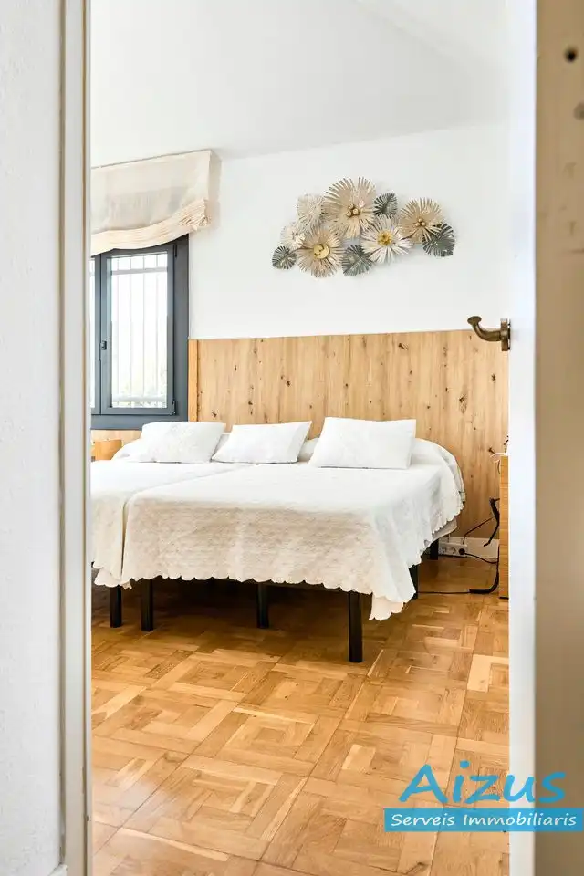 Habitación de Casa o chalet en venta en Seva con Aire acondicionado, Calefacción y Jardín privado