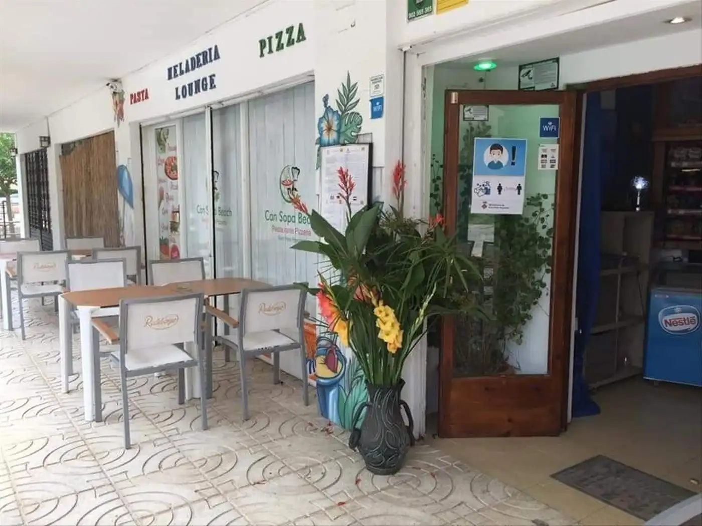 Local en venda en Sant Pere Pescador amb Aire condicionat, Calefacció i Terrassa