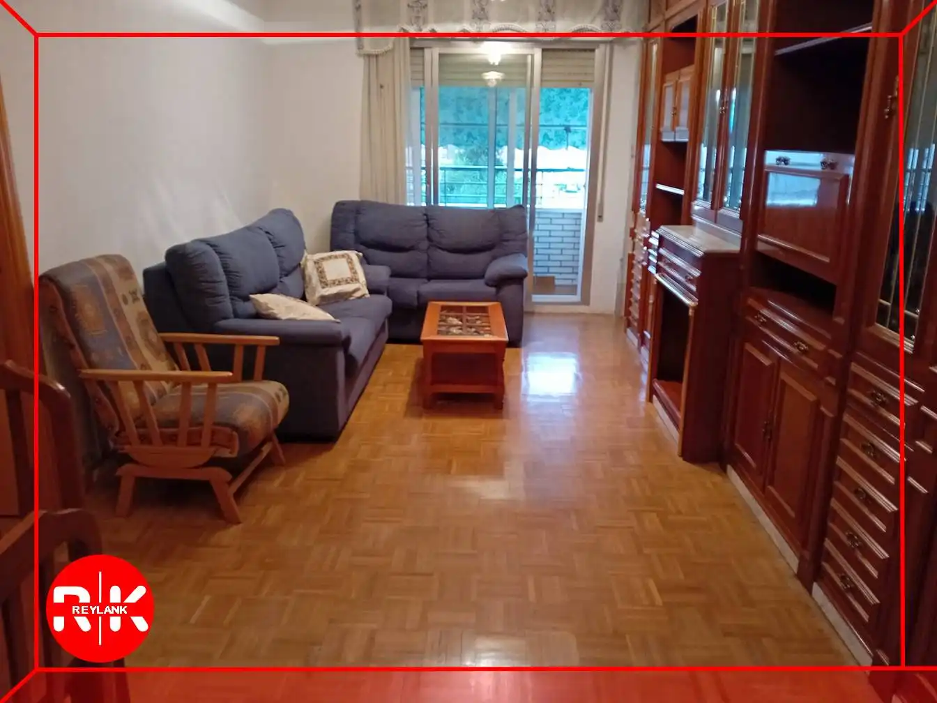 Piso con ascensor en alquiler en Montserrat - Parque Empresarial, imagen 2