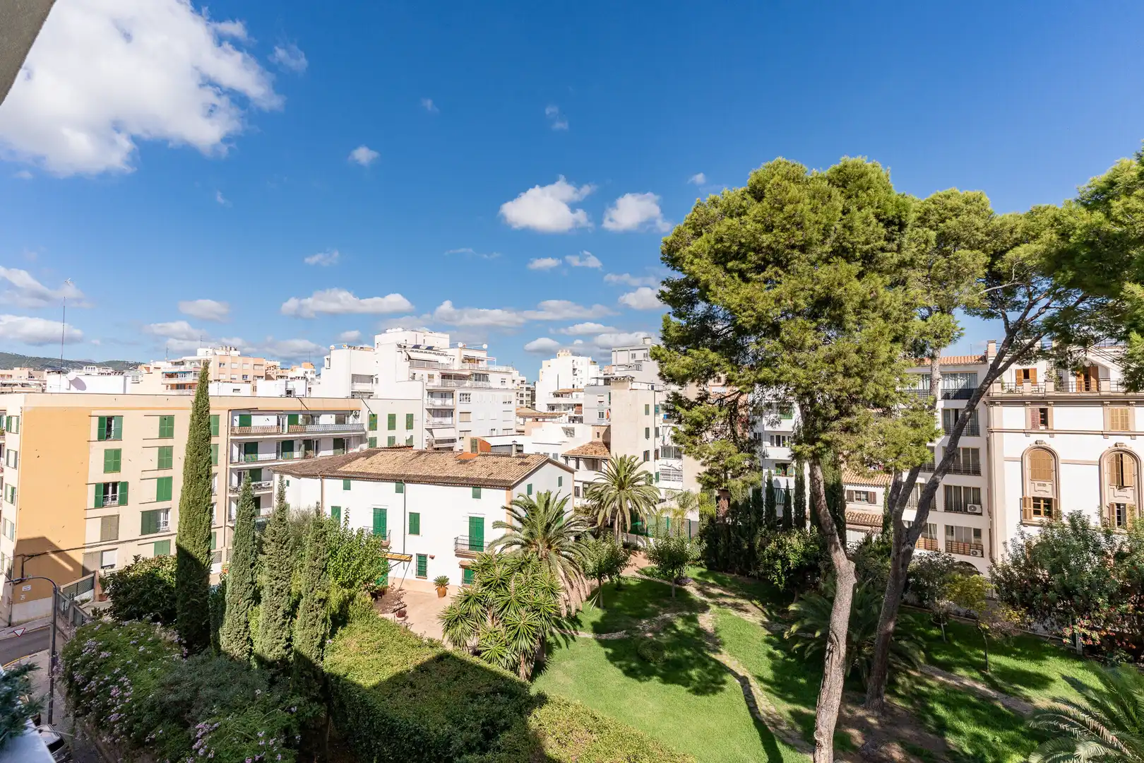 Vista exterior de Apartamento en venta en  Palma de Mallorca con Aire acondicionado, Amueblado y Balcón