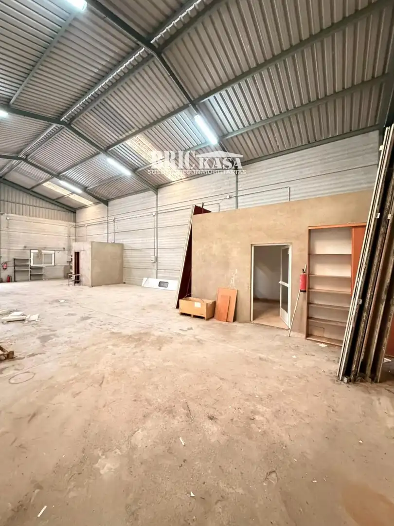 Nave industrial in affitto a Casar de Cáceres, imagen 5