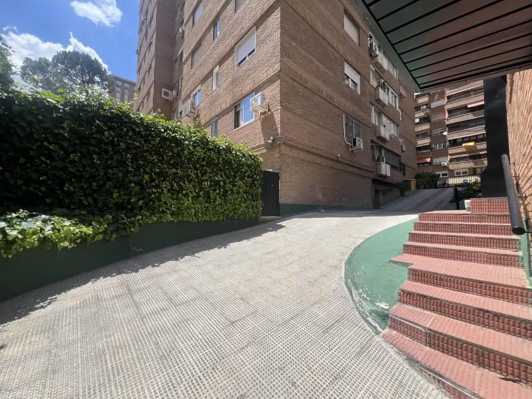 Exterior view of Flat for rent in Madrid  with Air Conditioner, Heating and Swimming Pool