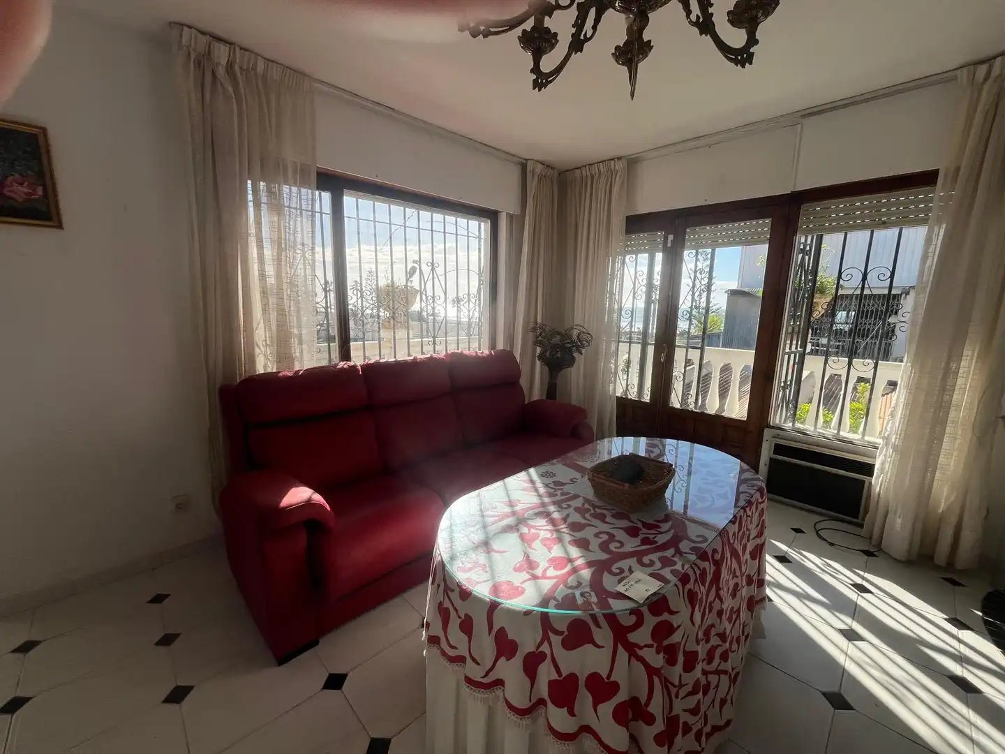 Sala d'estar de Casa o xalet en venda en Vélez-Málaga amb Jardí privat i Terrassa