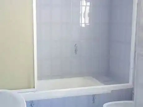 Baño de Casa o chalet de alquiler en Almonte con Jardín privado, Trastero y Amueblado