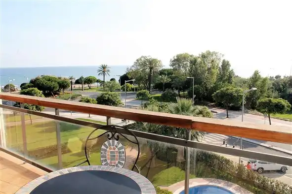Terrasse von Dachboden zur Miete in Cambrils mit Klimaanlage, Terrasse und Möbliert