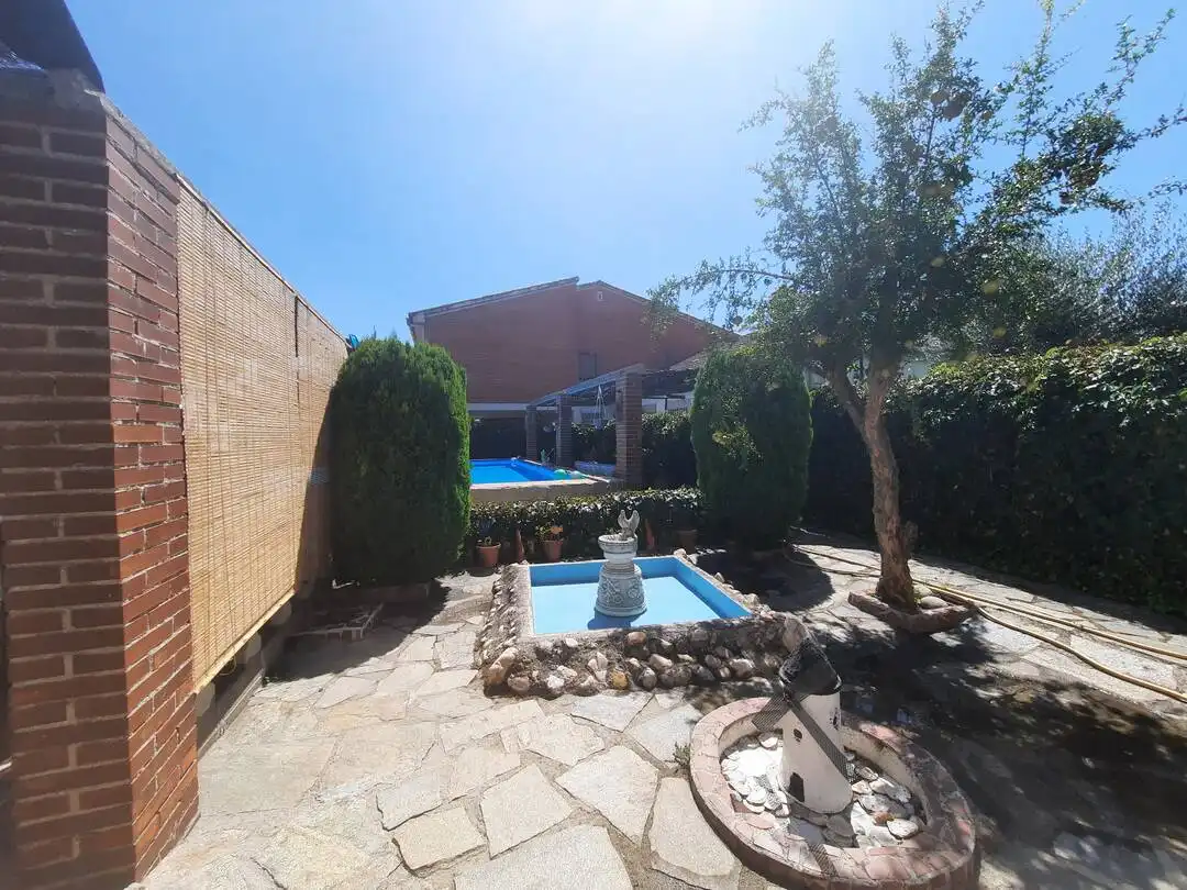 Villa con piscina in vendita a Escalona, imagen 38
