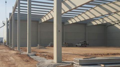 Photo 2 of Industrial buildings to rent in Avinguda de la Cova, Polígono del Aeropuerto, Manises