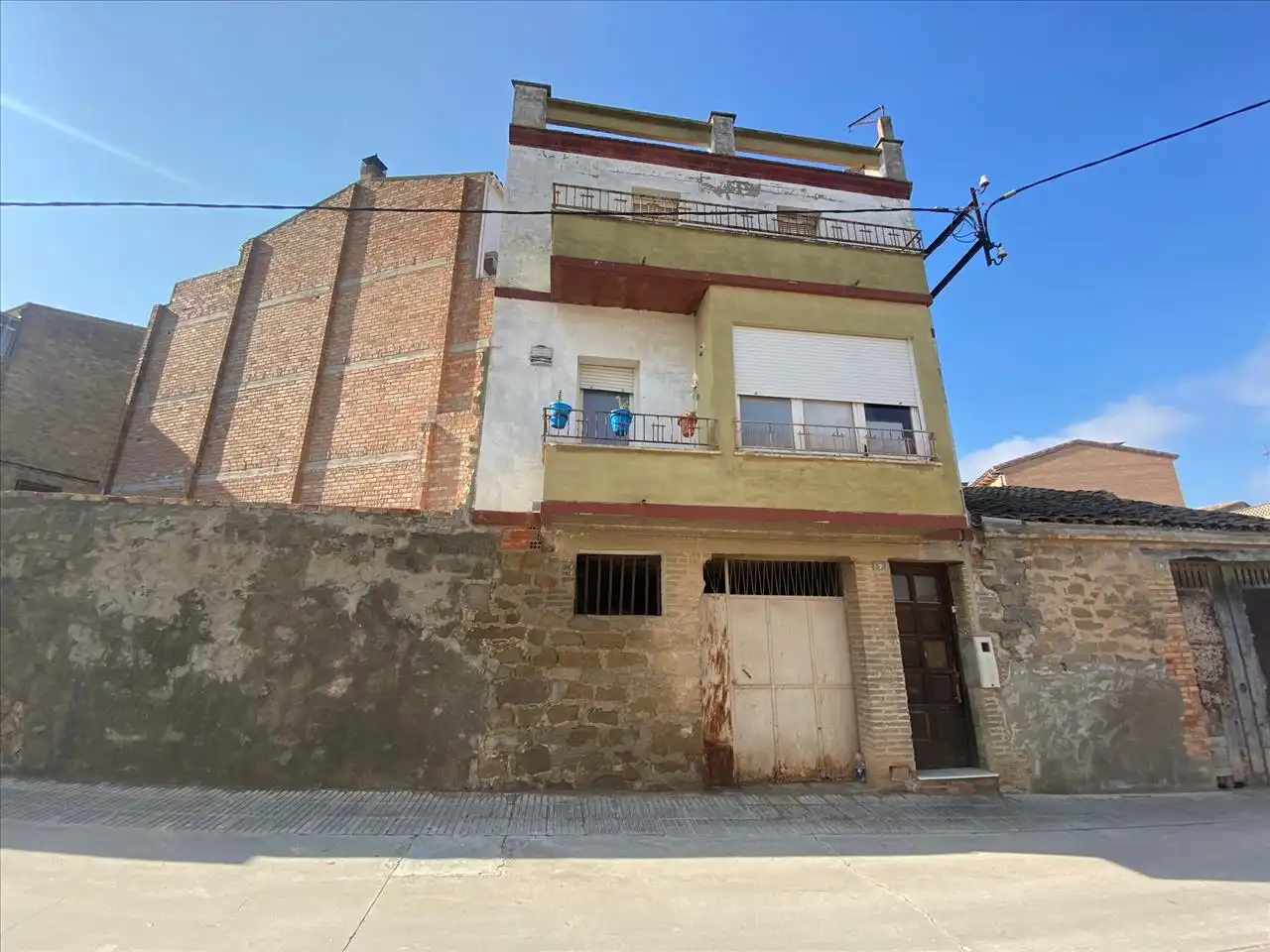 Vista exterior de Casa o xalet en venda en Castellserà amb Balcó