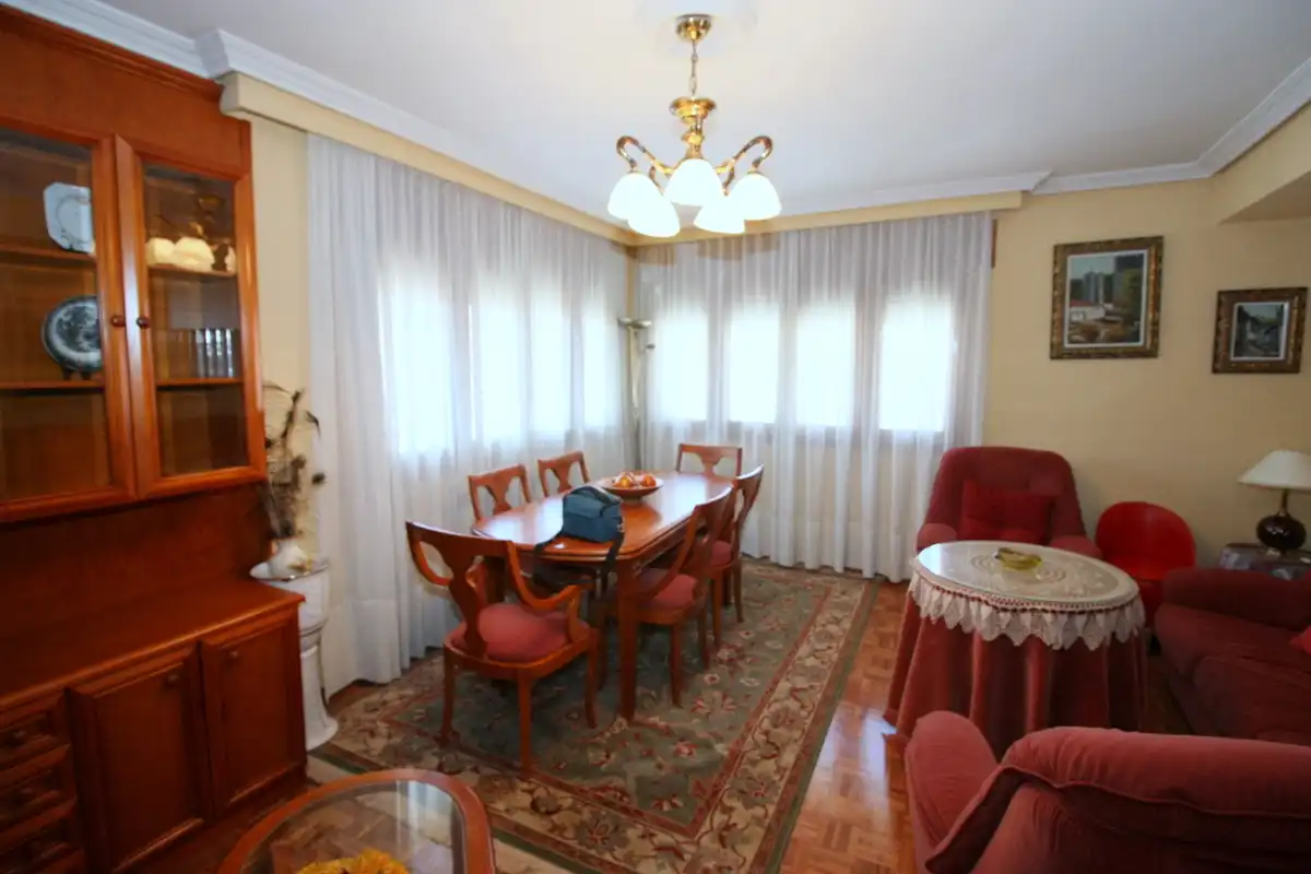 Comedor de Piso en venta en Arenas de San Pedro con Calefacción, Terraza y Amueblado