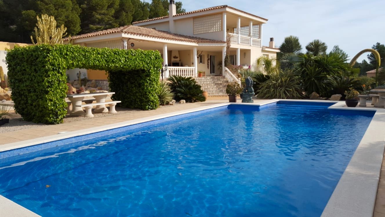 Piscina de Casa o chalet en venta en L'Ametlla de Mar  con Aire acondicionado, Jardín privado y Piscina