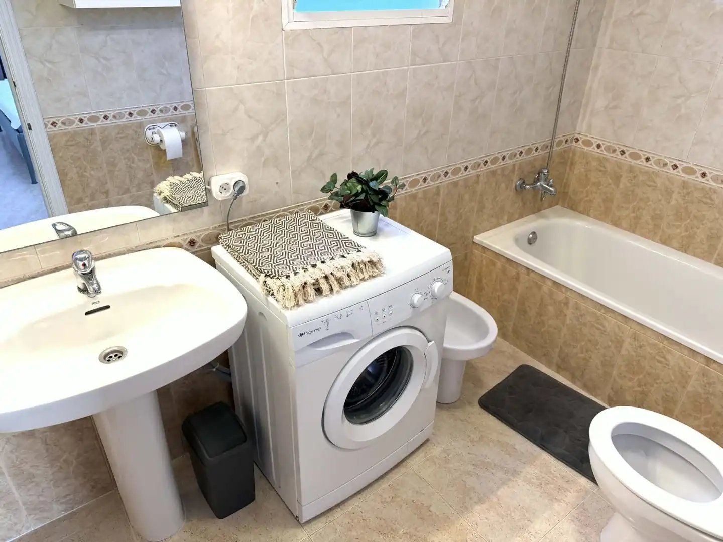Penthouse with lift to rent in Calle Pedro Lorca, imagen 13