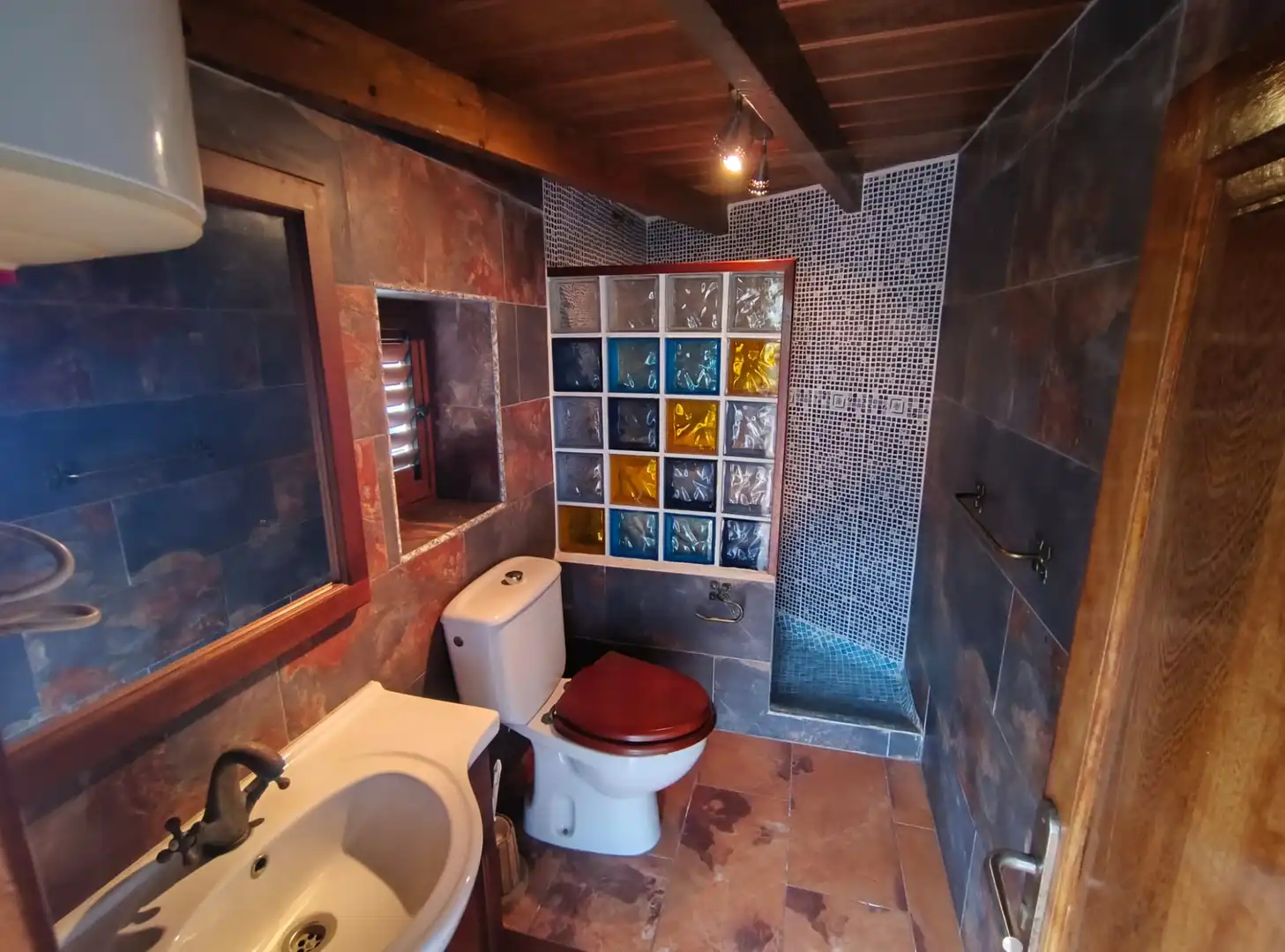 Baño de Casa o chalet en venta en Los Realejos con Jardín privado, Terraza y Amueblado