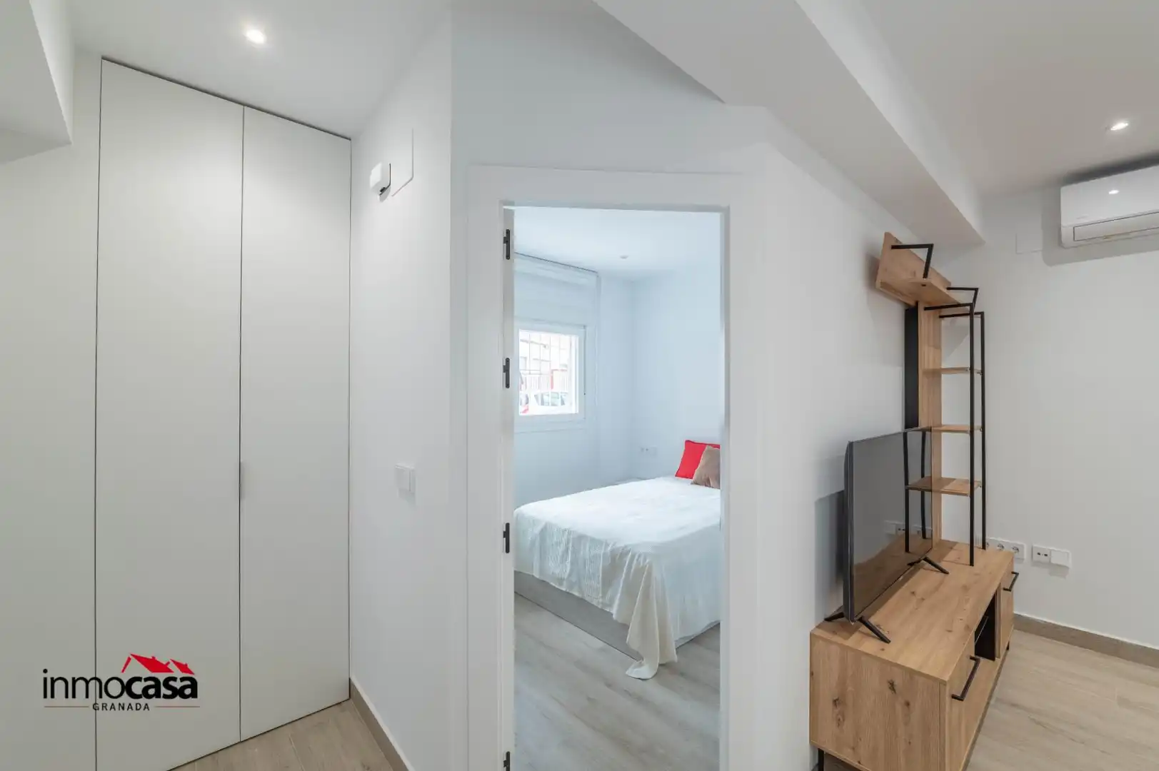 Bedroom of Flat for sale in Granada