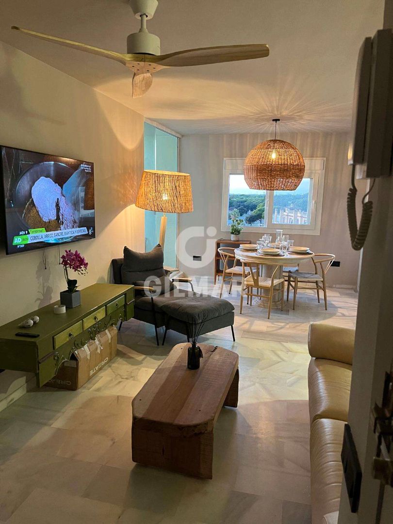 Sala d'estar de Pis de lloguer en El Puerto de Santa María amb Aire condicionat, Calefacció i Terrassa