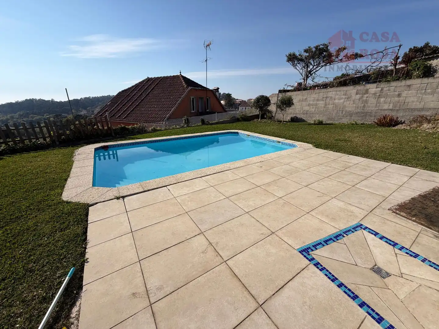 Piscina de Casa o chalet en venta en Bueu con Calefacción, Parquet y Terraza