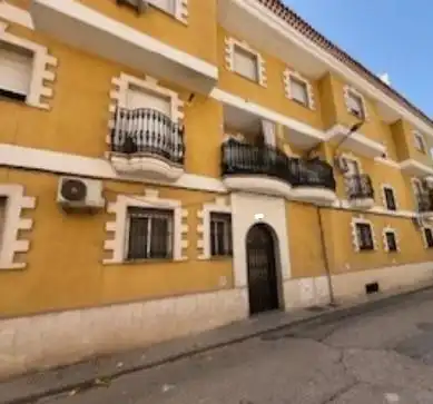 Appartamento con ascensore in vendita a Úbeda, imagen 3